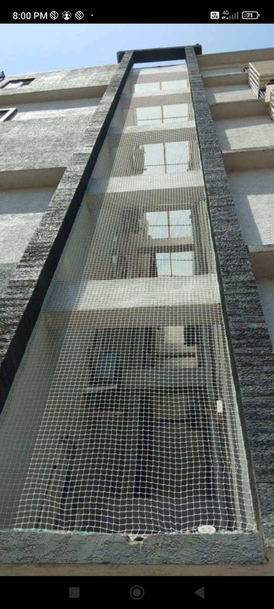 Pigeon Nets for Duct Areas